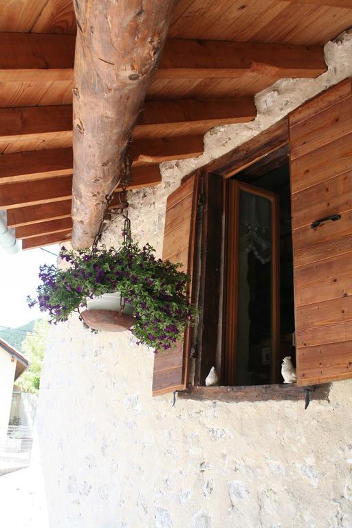 Chambre D'Hotes La Romarine Barnave 외부 사진